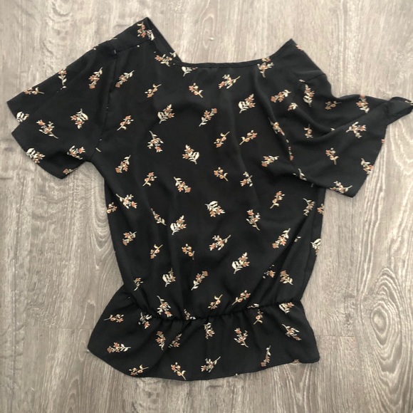 Floral blouse - Picture 2 of 2